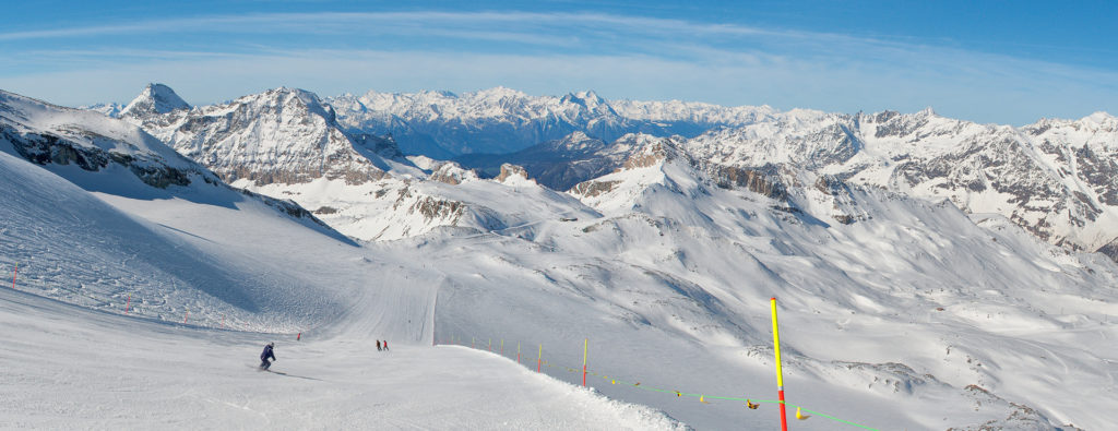 best place to go skiing in april, enlish ski lessons breuil cervinia italian alps